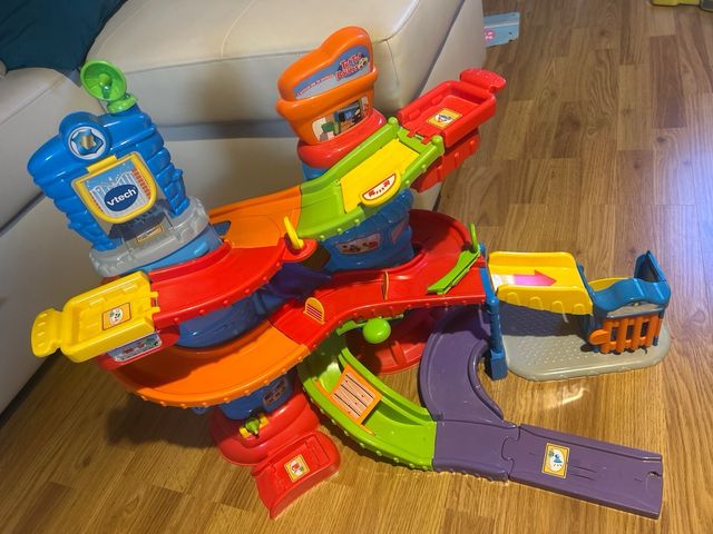 Pista coches juguete Tuc Tuc Bolidos