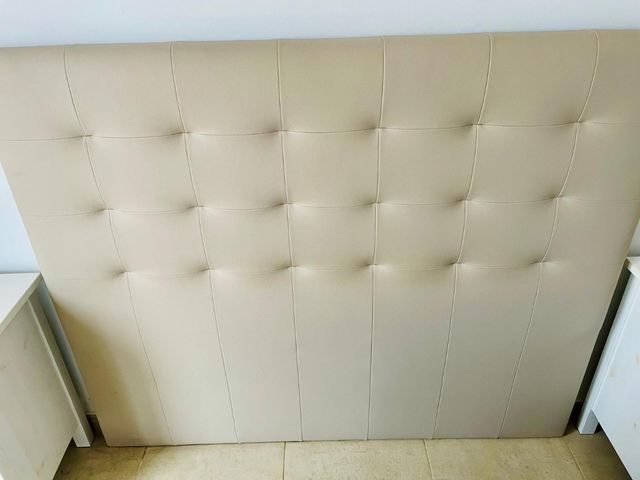 Cabecero de cama 145 cm - color beige