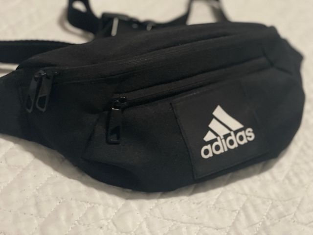riñonera adidas nueva