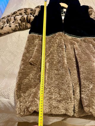 Chaqueta/abrigo de piel marca nekane