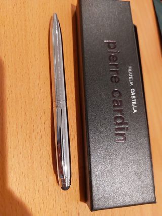 Bolígrafo Pierre Cardin