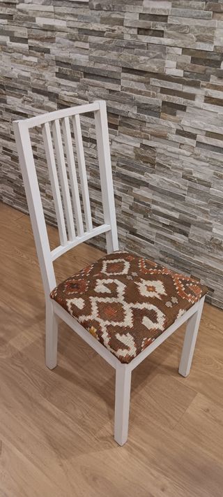 Sillas de comedor de madera