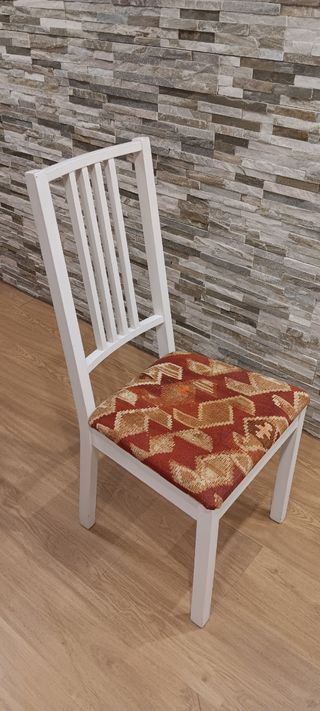 Sillas de comedor de madera