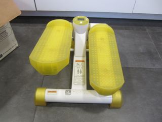 Máquina de STEP simula subir escaleras