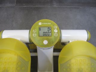 Máquina de STEP simula subir escaleras