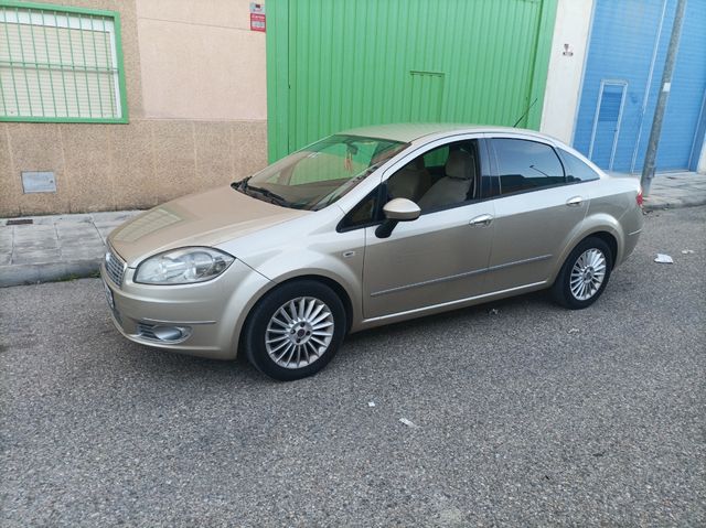 FIAT Linea 2010