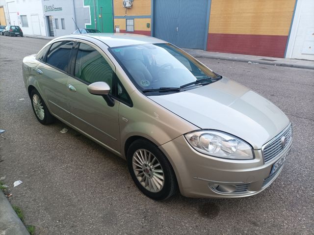 FIAT Linea 2010