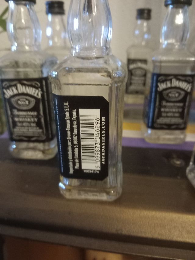 Set di bottiglie in miniatura