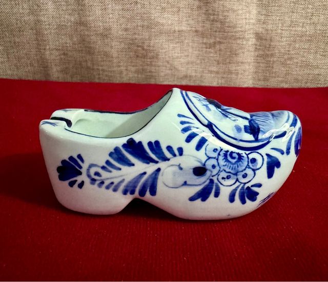 CENICERO Y SALERO DE PORCELA EN MINEATURA