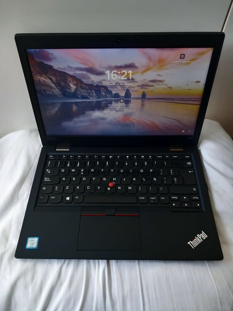 Portátil Lenovo ThinkPad L380 afbeelding 2