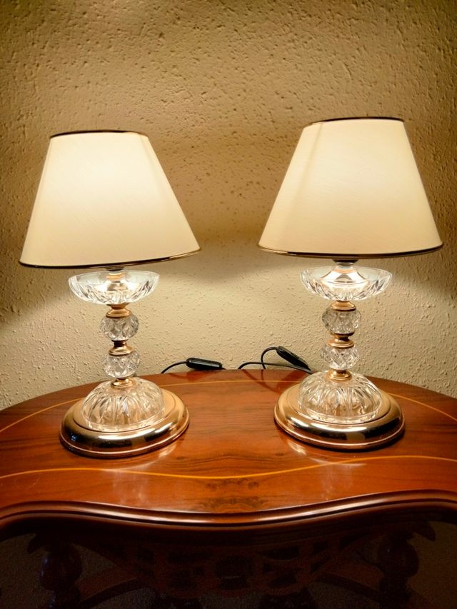 GRANDE COPPIA DI LAMPADE VINTAGE IN CRISTALLO DI BRONZO