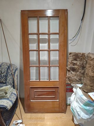 Puertas con cristalera 82cm