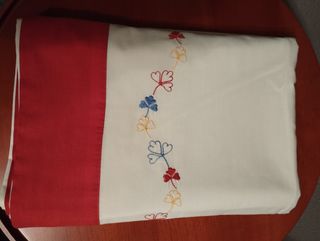 Sábana y dos fundas de almohadas