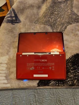 Nintendo 3DS roja