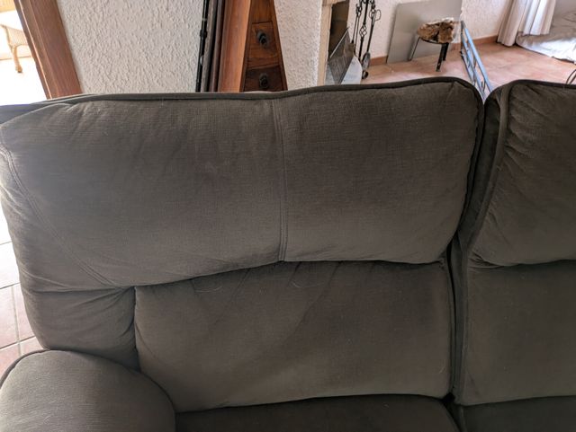 Sofá eléctrico reclinable conforama