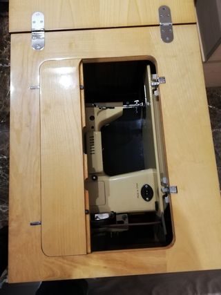 MAQUINA DE COSER ALFA