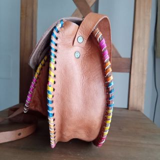 bolso bandolera de piel auténtica marron claro