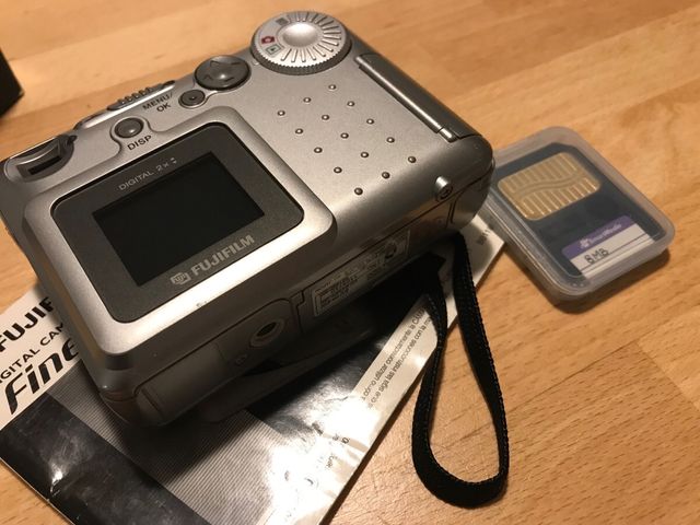 Fujifilm Finepix 1300