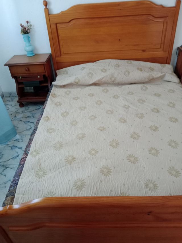 Dormitorio de matrimonio 135 madera de pino, prove