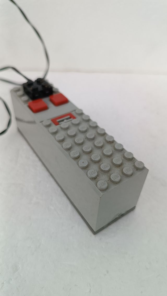 Lego Technic Universal Building set 9v 8064 1990