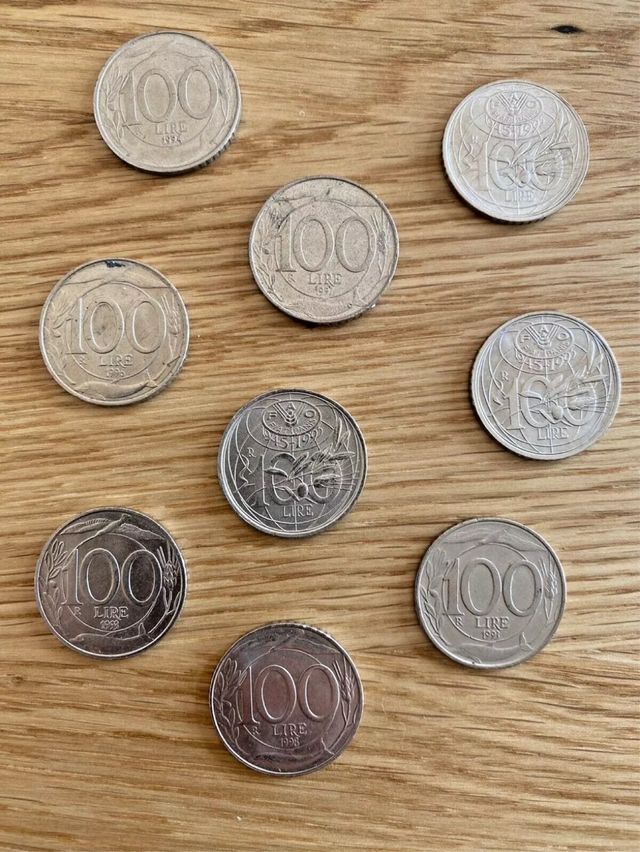 Lotto 9 monete lire 100 Italia turrita vari anni