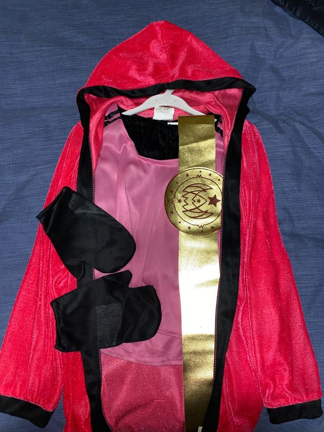 Difraz boxeadora de niña