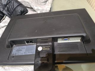 Pantalla para ordenador bastante grande