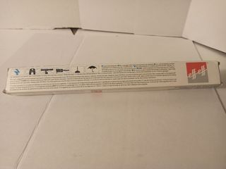 Pasacables de puerta.