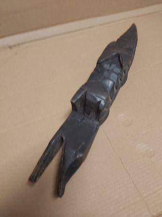 Coccodrillo in legno