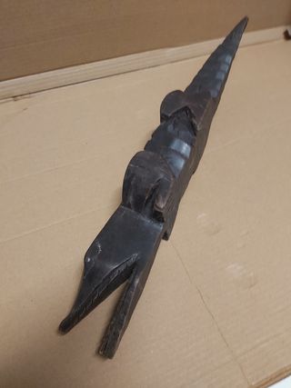 Coccodrillo in legno