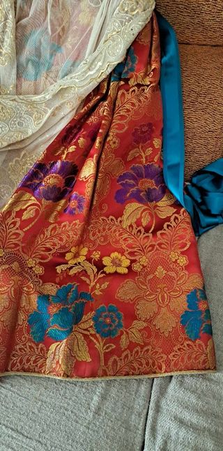 Traje Fallera Rojo. 