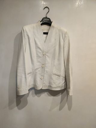 Cazadora piel blanca