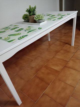 Mesa de comedor blanco