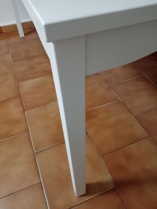 Mesa de comedor blanco