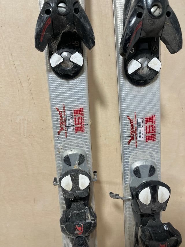 Skies salomon 161 cm