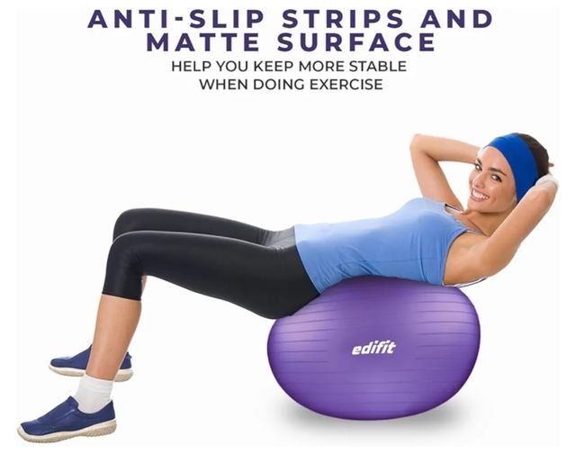 Pelota grande fitness con hinchador