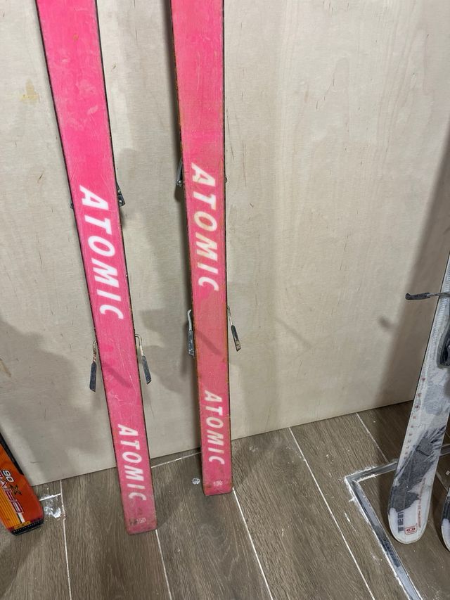 Skies atomic 150 cm