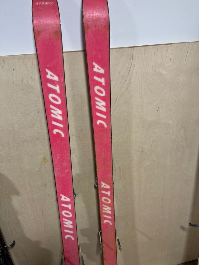 Skies atomic 150 cm