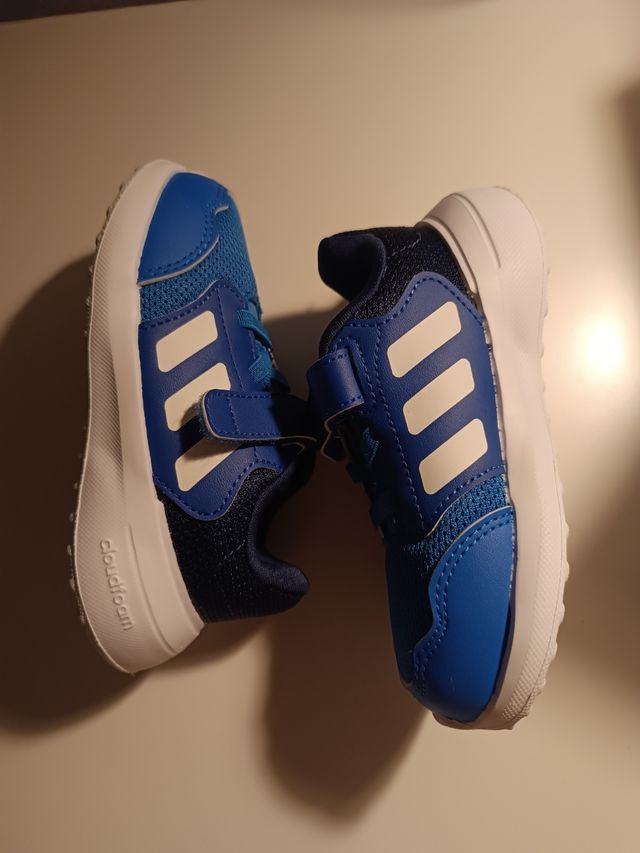 Zapatillas Adidas sin usar