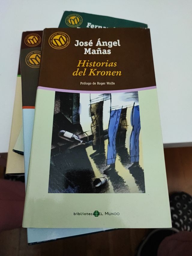 Lote 4 libros novelas