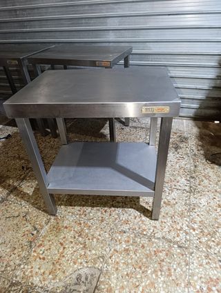 3 mesas de acero inoxidable