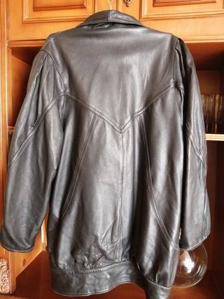 Cazadora de piel 