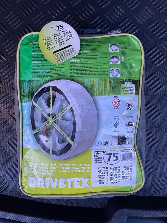 Cadenas textil rueda coche