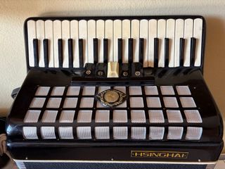 Acordeón Hsinghai