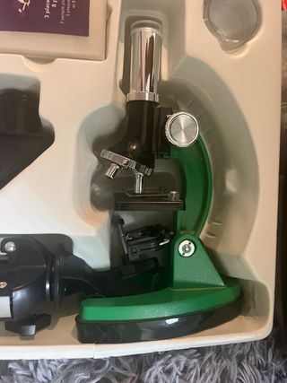 TELESCOPIO REFRACTOR Y MICROSCOPIO
