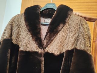 Chaquetón piel mutón y astracán. 