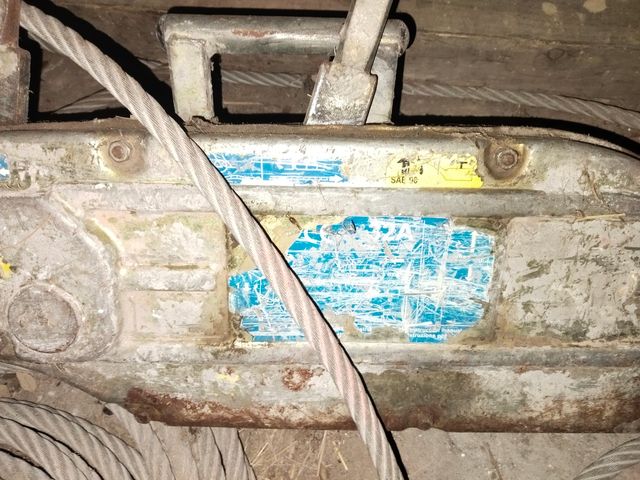 Tractel tengo dos cambio por uno de 12v pequeño