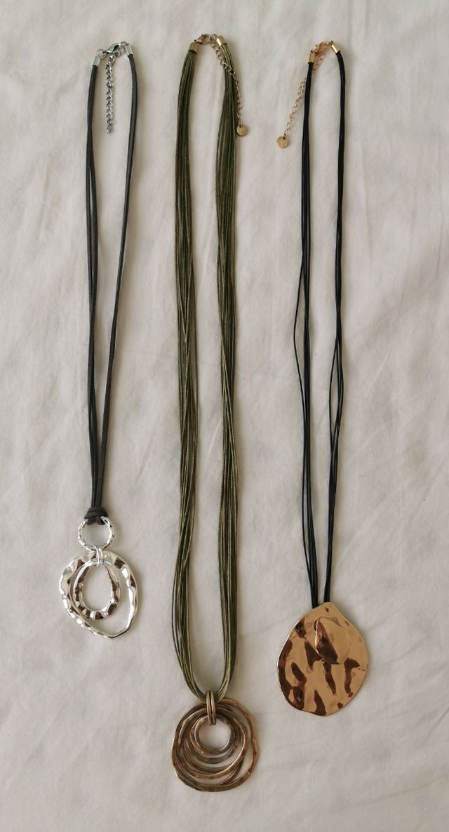 Collares largos elegantes de mujer