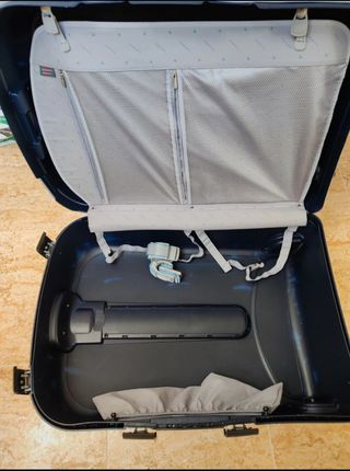 Maleta grande rígida Roncato con ruedas 