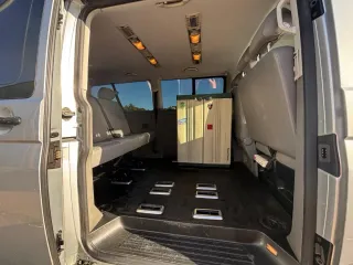 VOLKSWAGEN TRANSPORTER 2.5 TDI 1+Portabicis+Avance